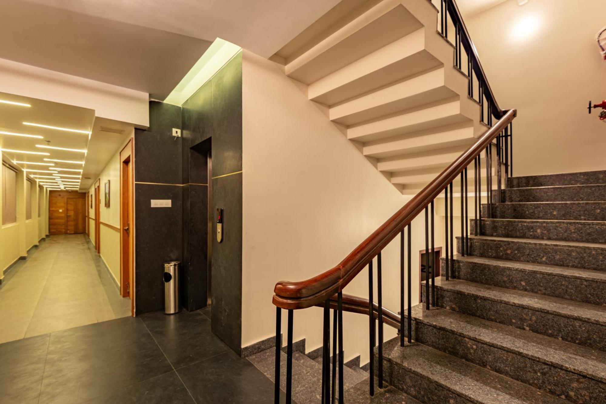 Hotel Stay Bella Кожикоде Экстерьер фото